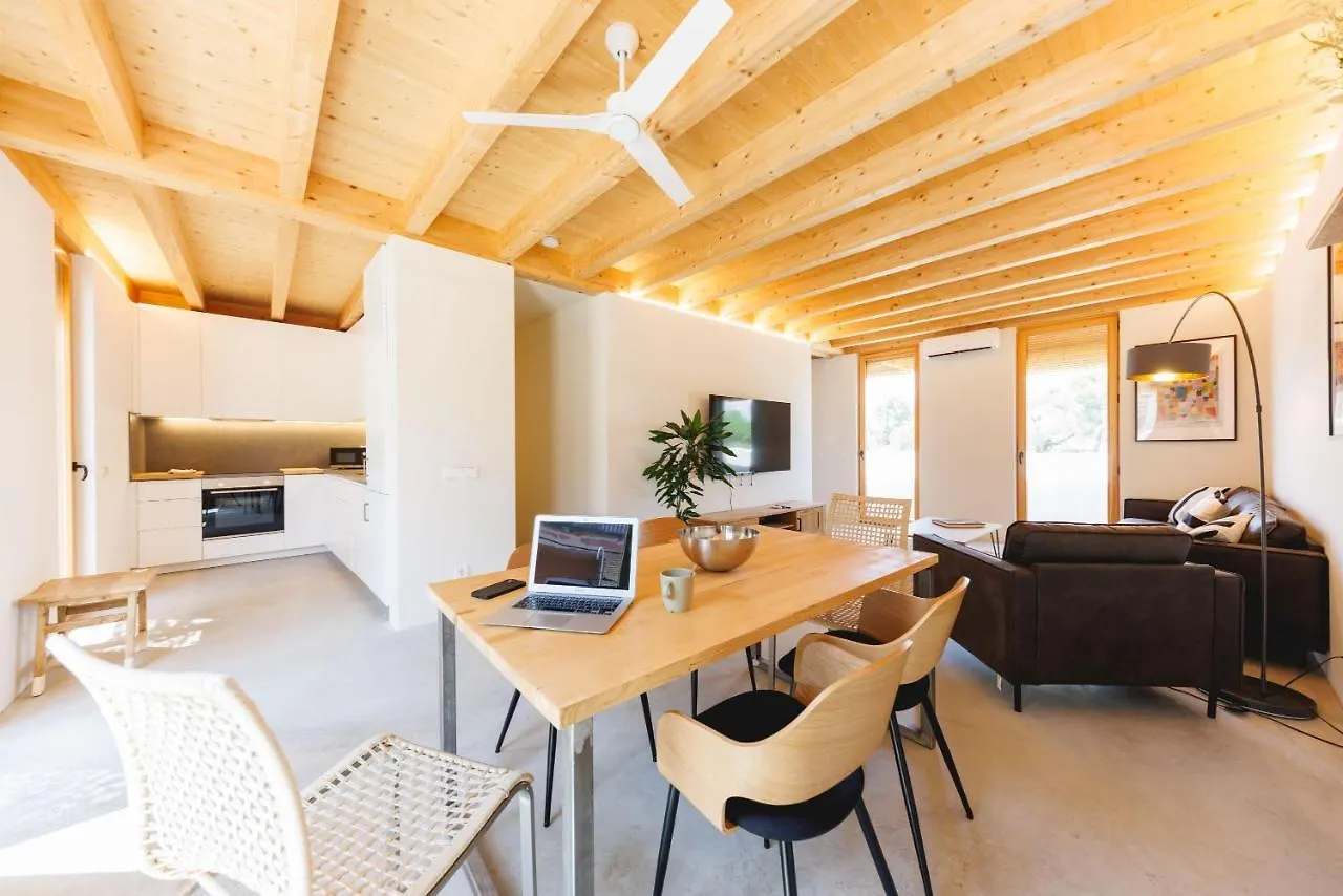 Apartment Bravissimo Canigo, Spacious And With Large Terrace Girona