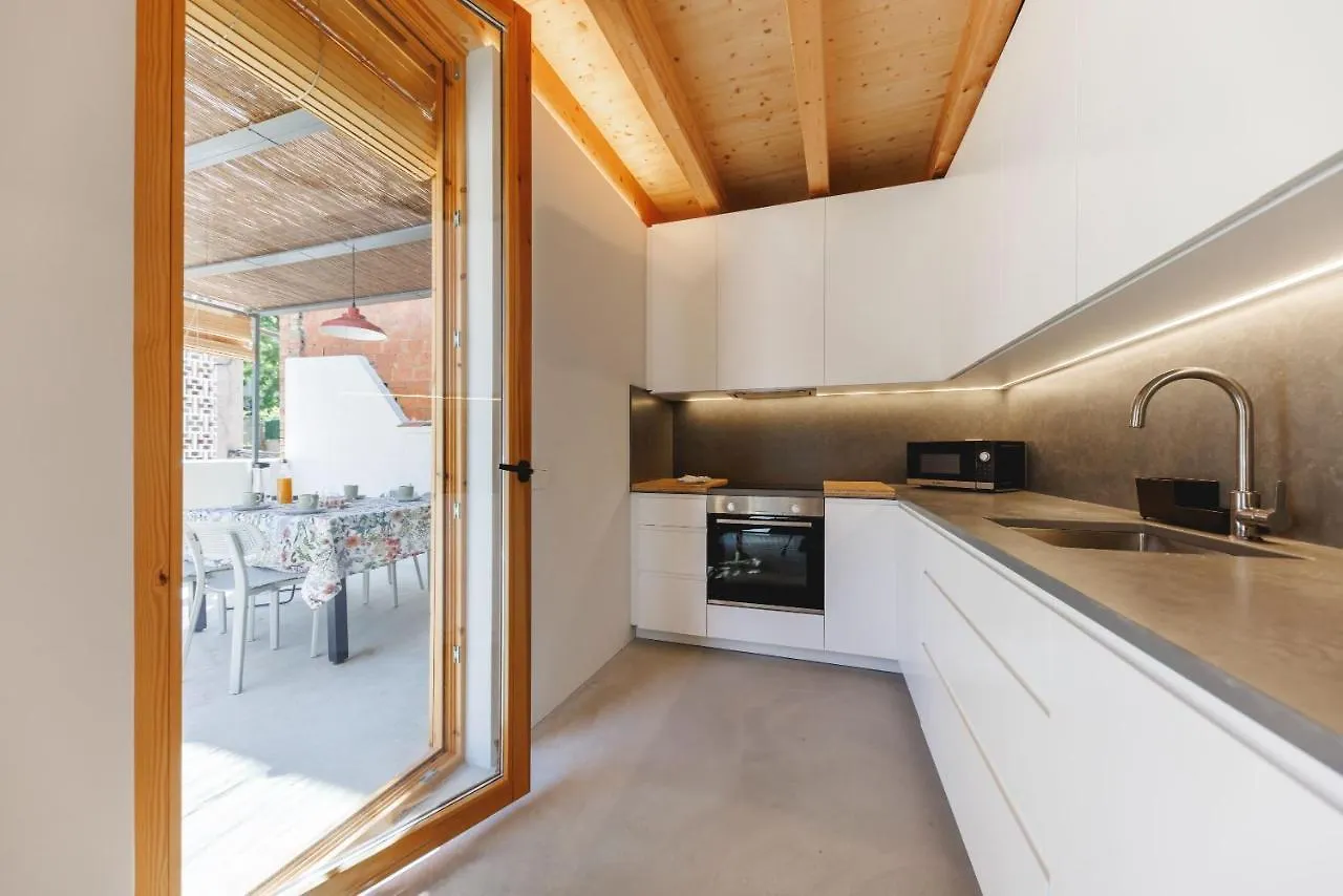 Bravissimo Canigo, Spacious And With Large Terrace Girona