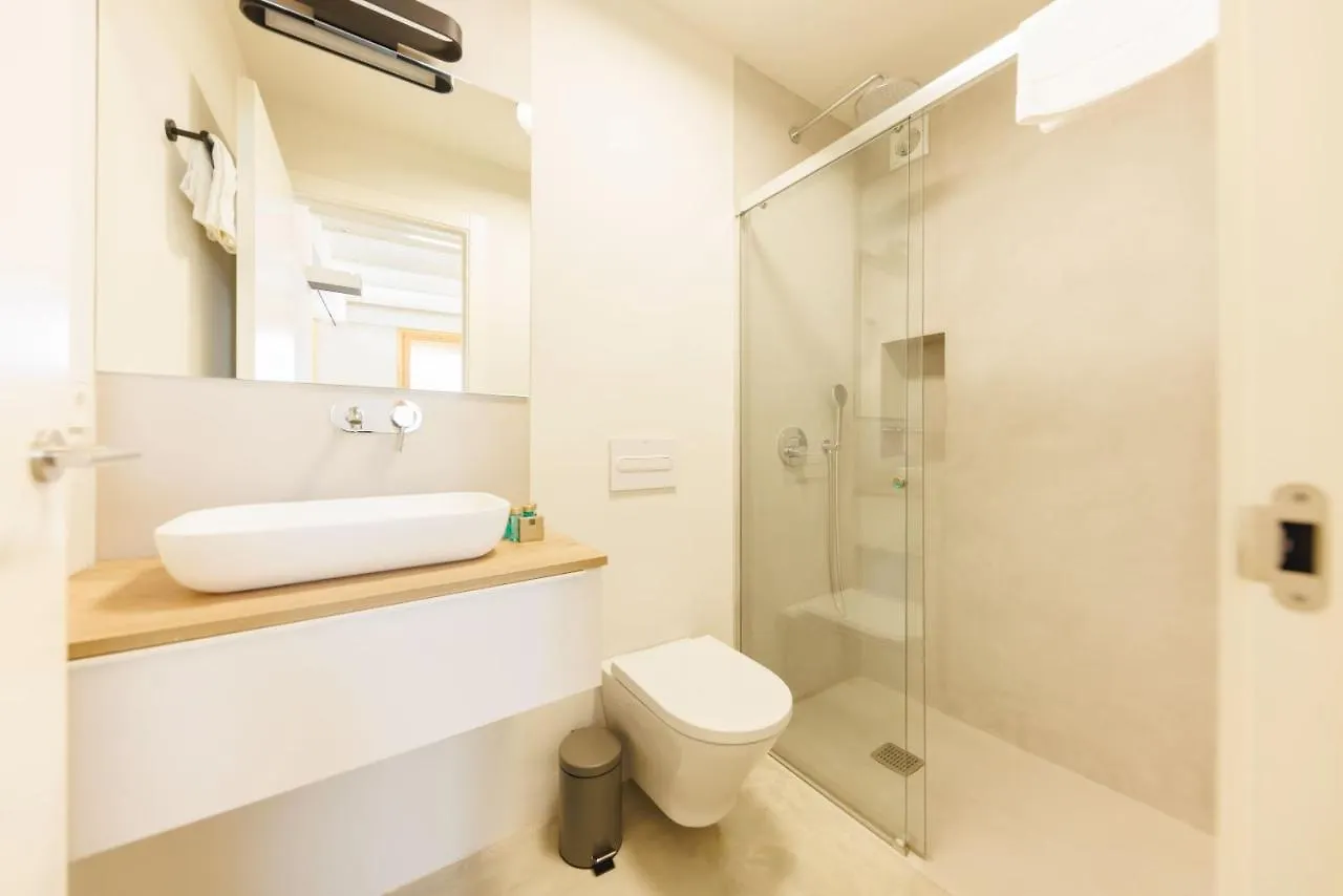 Bravissimo Canigo, Spacious And With Large Terrace Girona 0*,