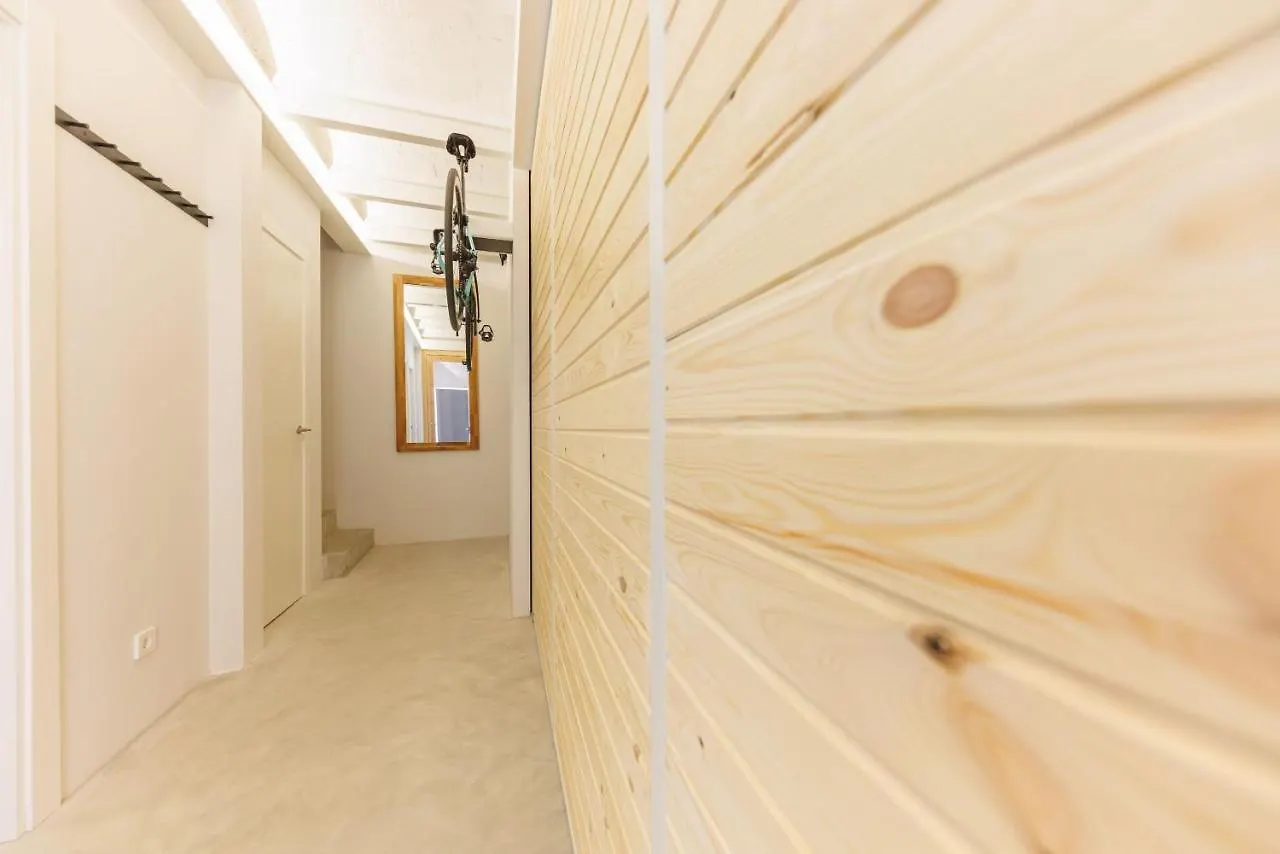 Apartment Bravissimo Canigo, Spacious And With Large Terrace Girona Spain
