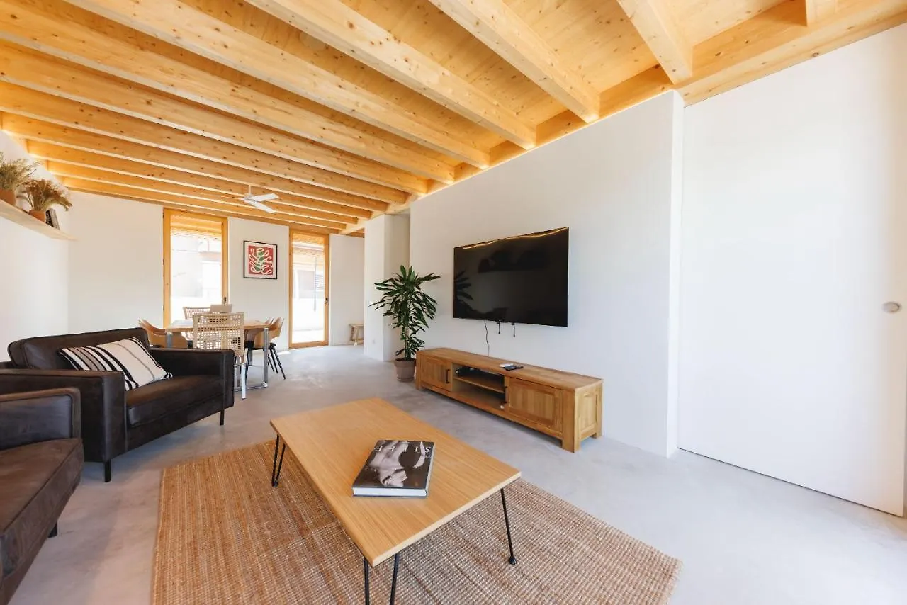 Bravissimo Canigo, Spacious And With Large Terrace Girona Apartment