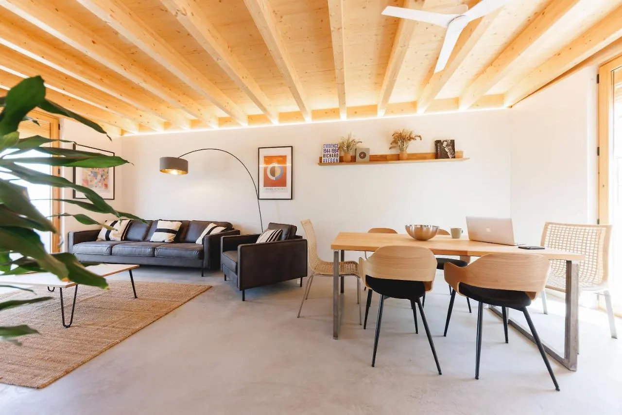Bravissimo Canigo, Spacious And With Large Terrace Girona