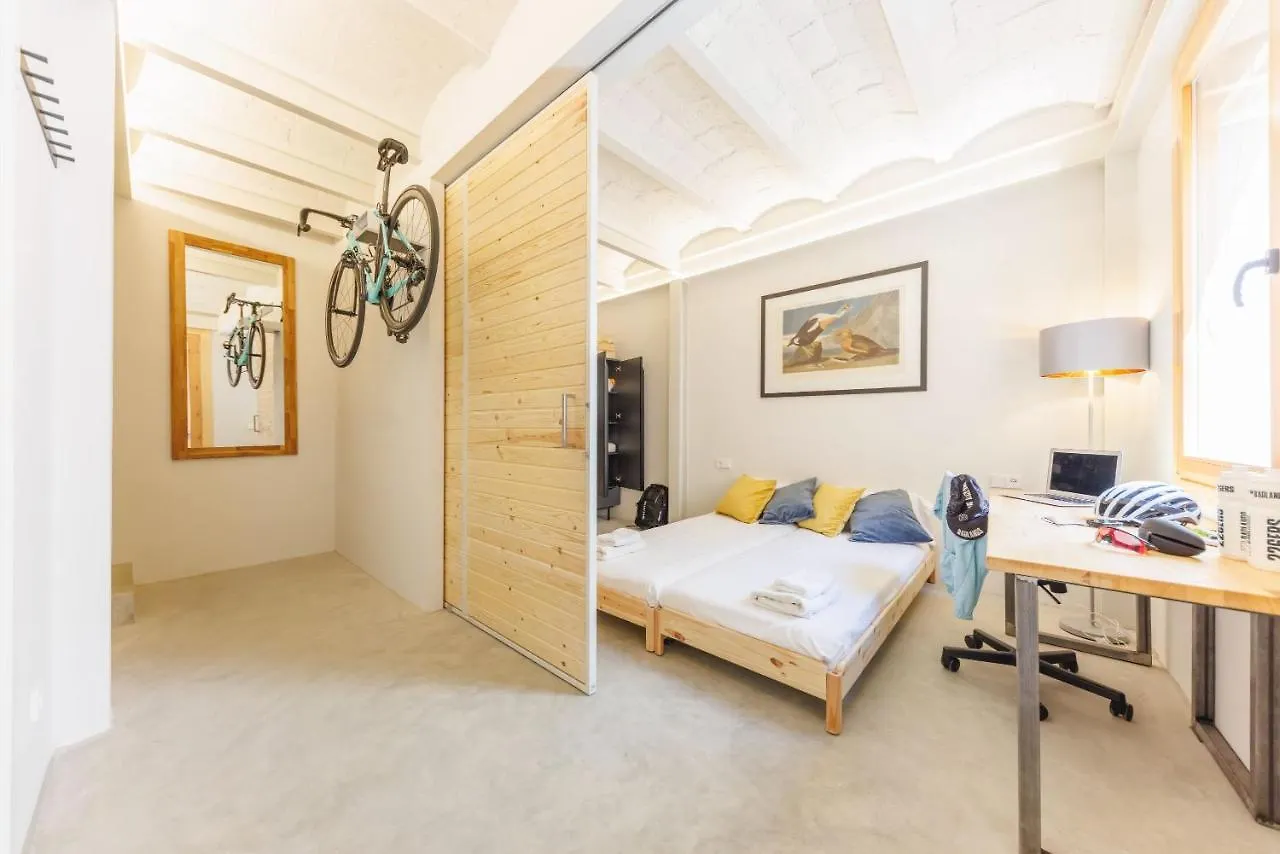 Bravissimo Canigo, Spacious And With Large Terrace Girona Apartment